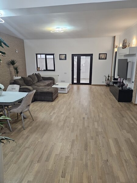 Mogosoaia, Str 8 martie